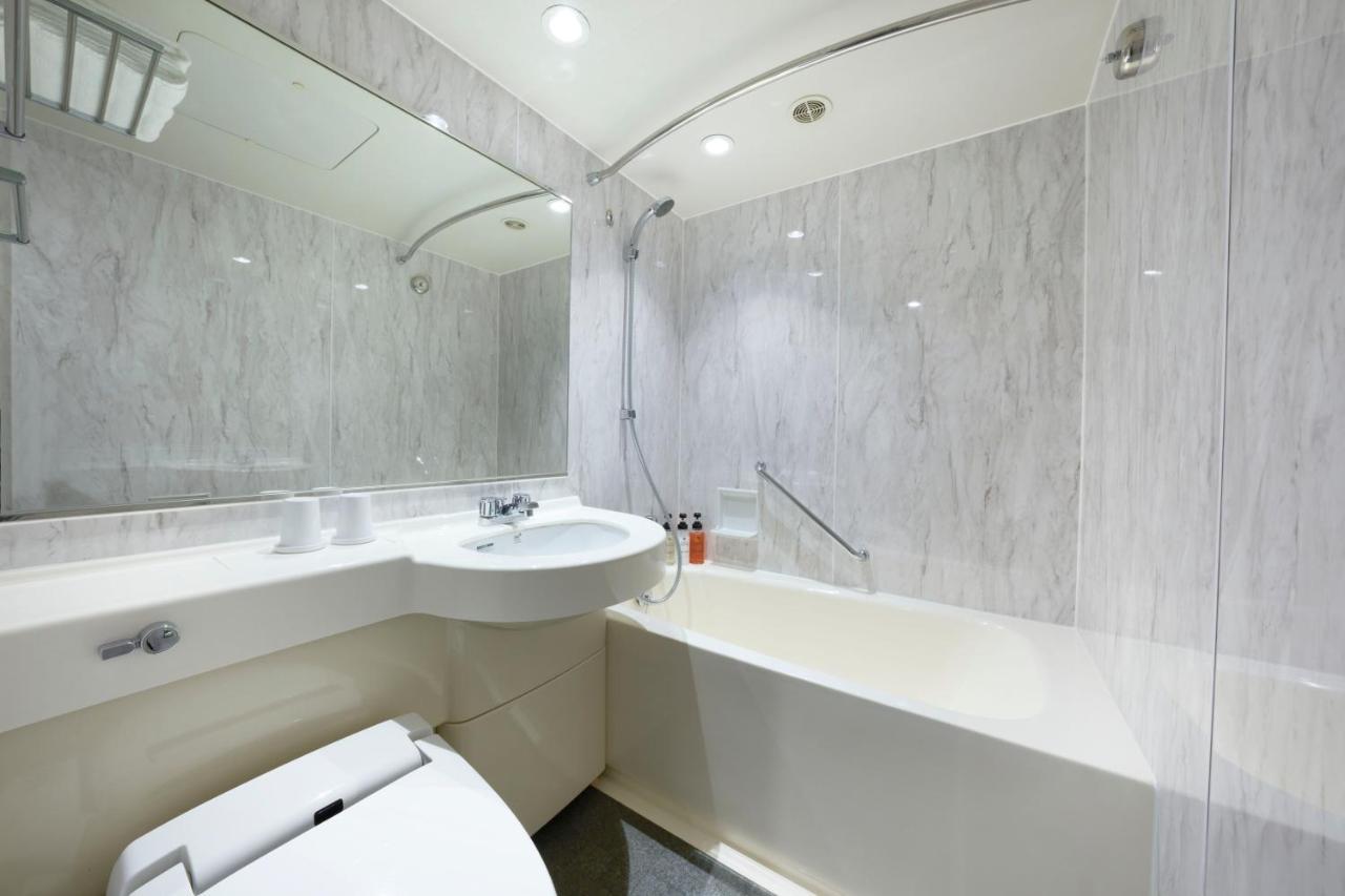 Hotel Villa Fontaine Tokyo-Shinjuku Екстер'єр фото