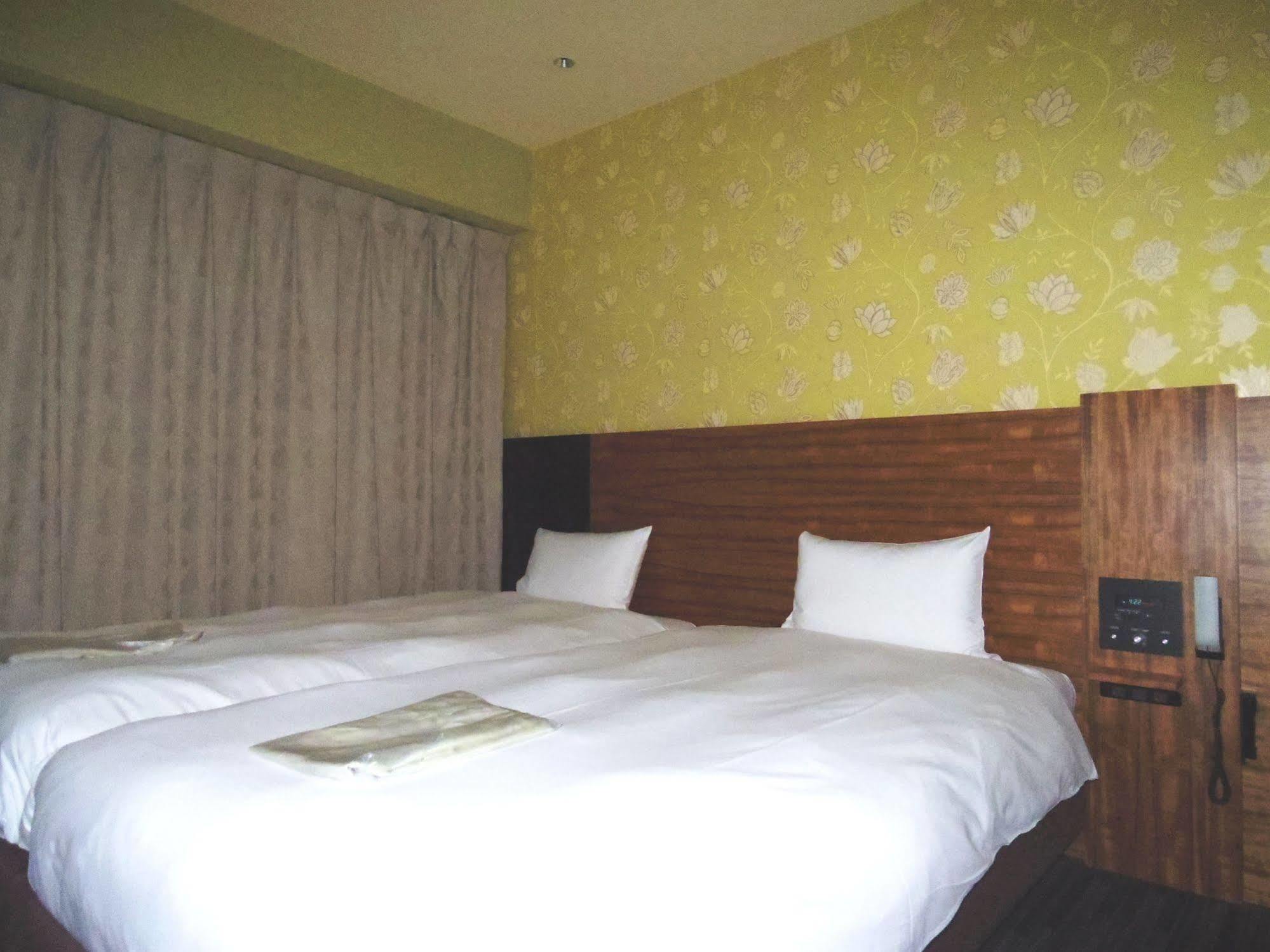 Hotel Villa Fontaine Tokyo-Shinjuku Екстер'єр фото